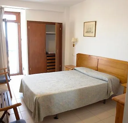 Otel Corisco 2*